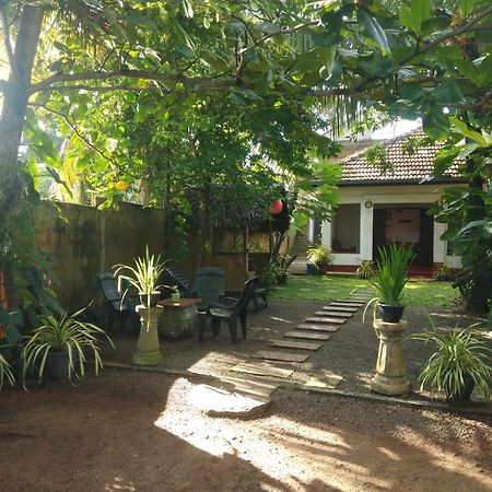Sena'S Place Hikkaduwa Ngoại thất bức ảnh