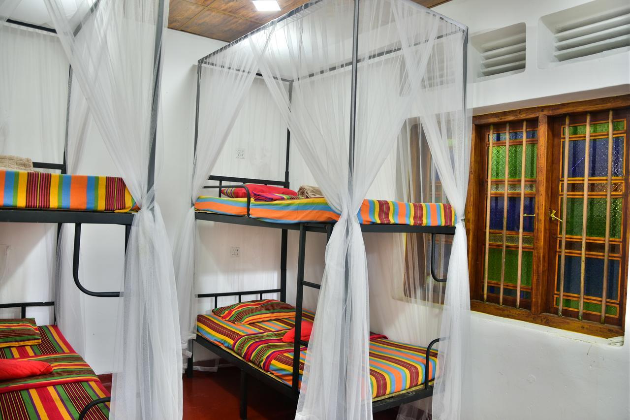 Sena'S Place Hikkaduwa Ngoại thất bức ảnh